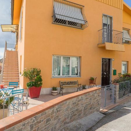 Casa Linda, A Due Passi Dal Mare Apartment Numana Ngoại thất bức ảnh