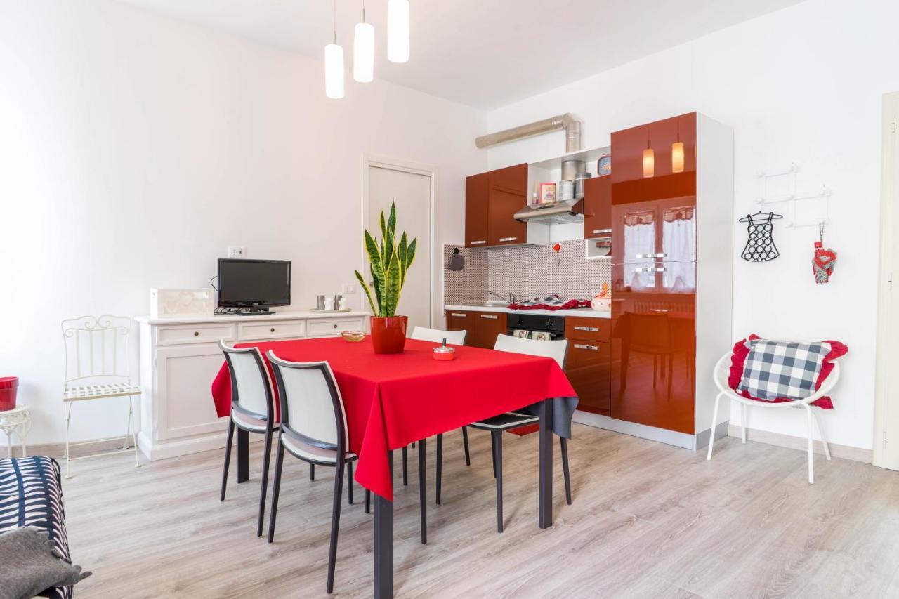 Casa Linda, A Due Passi Dal Mare Apartment Numana Ngoại thất bức ảnh