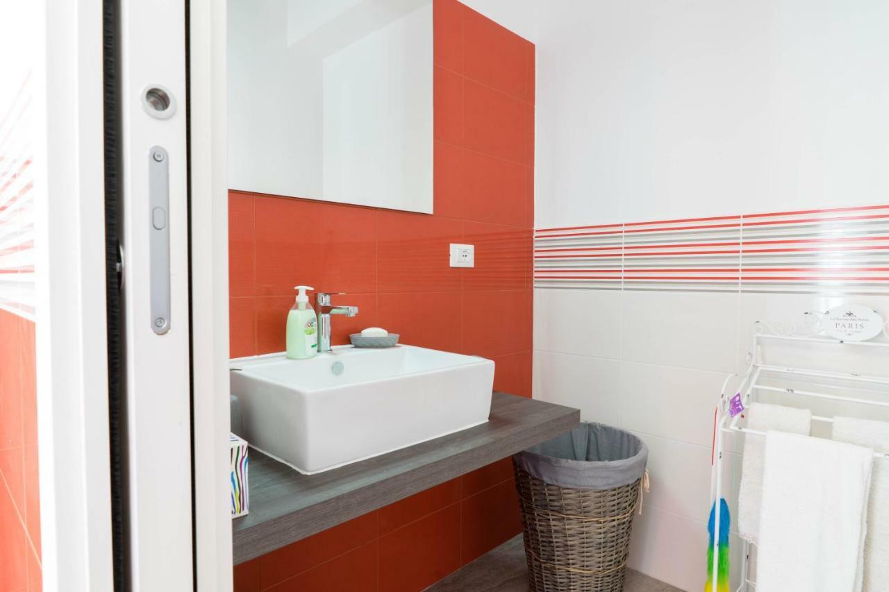 Casa Linda, A Due Passi Dal Mare Apartment Numana Ngoại thất bức ảnh