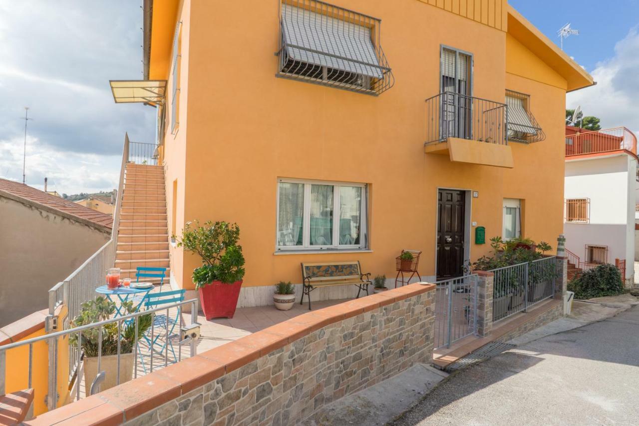Casa Linda, A Due Passi Dal Mare Apartment Numana Ngoại thất bức ảnh
