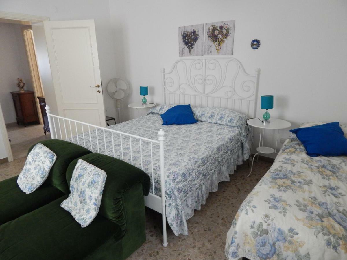 Casa Linda, A Due Passi Dal Mare Apartment Numana Ngoại thất bức ảnh
